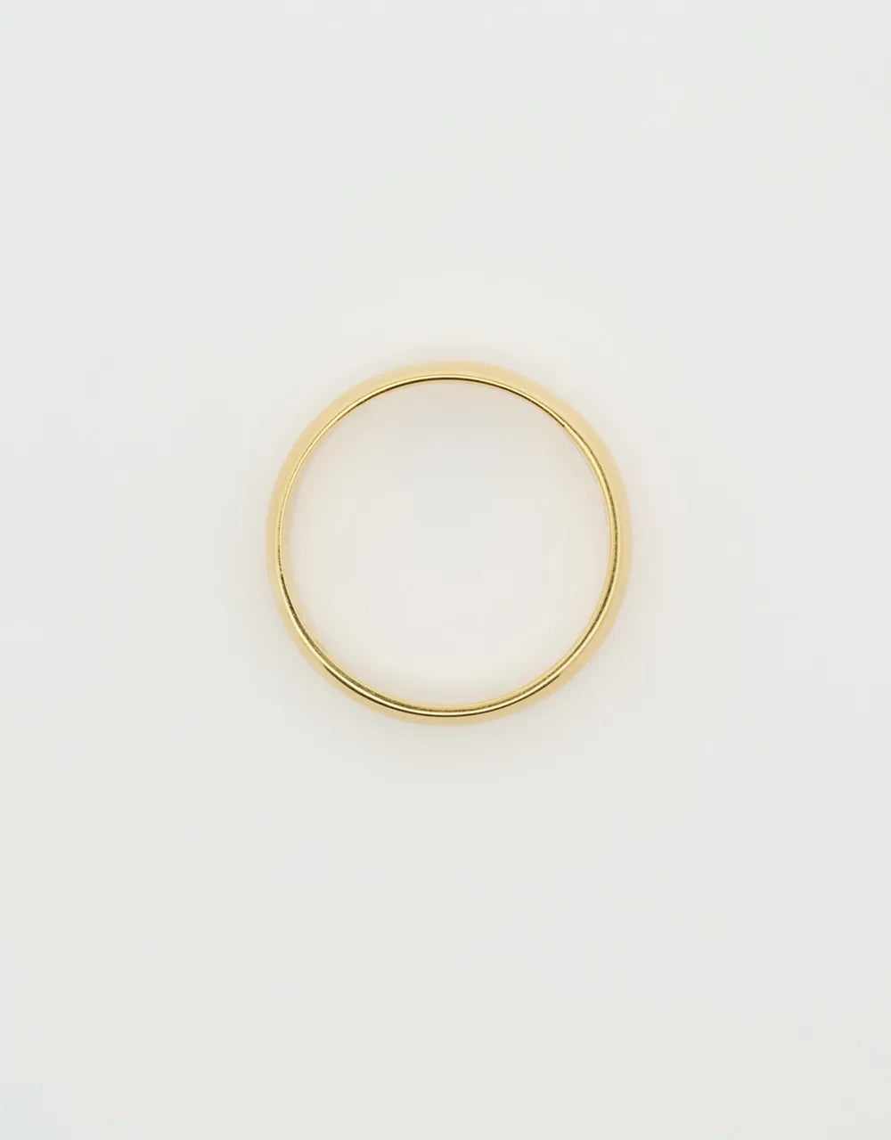 Argolla media caña de 4mm en oro amarillo 18k