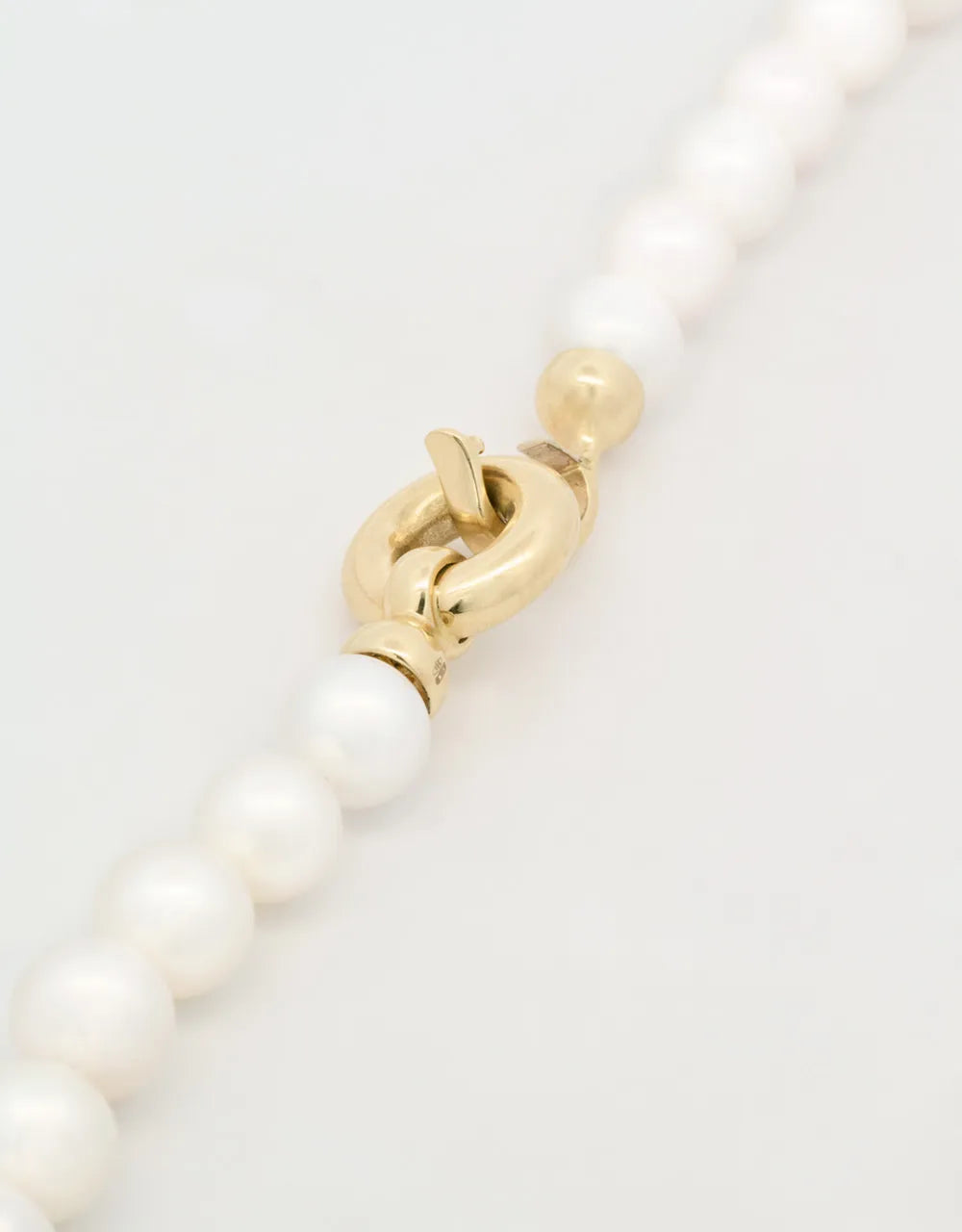 Gargantilla de perlas de 9 a 10 mm broche en oro amarillo de 14k