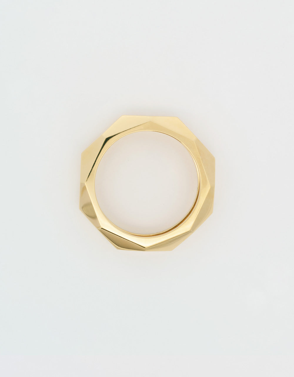 Argolla hexágono en oro amarillo 18k