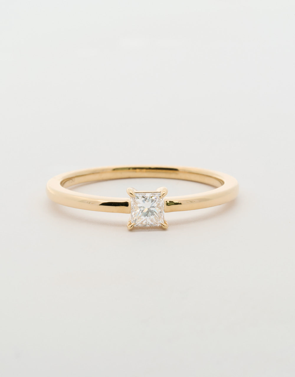 Anillo solitario diamante 0.25 quilates oro amarillo 18k