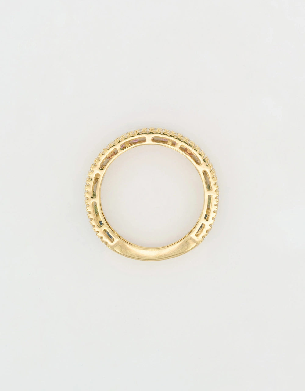 Argolla de zafiros de colores de 2.02 quilates en oro amarillo 18k