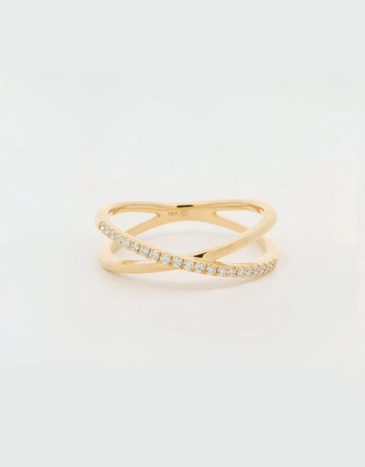 Anillo cruzado de diamantes de 0.12 quilates en oro amarillo 18k