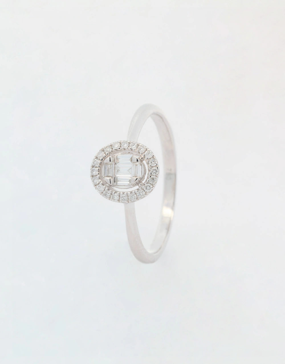 Anillo corona de diamantes de 0.19 quilates en oro blanco 18k