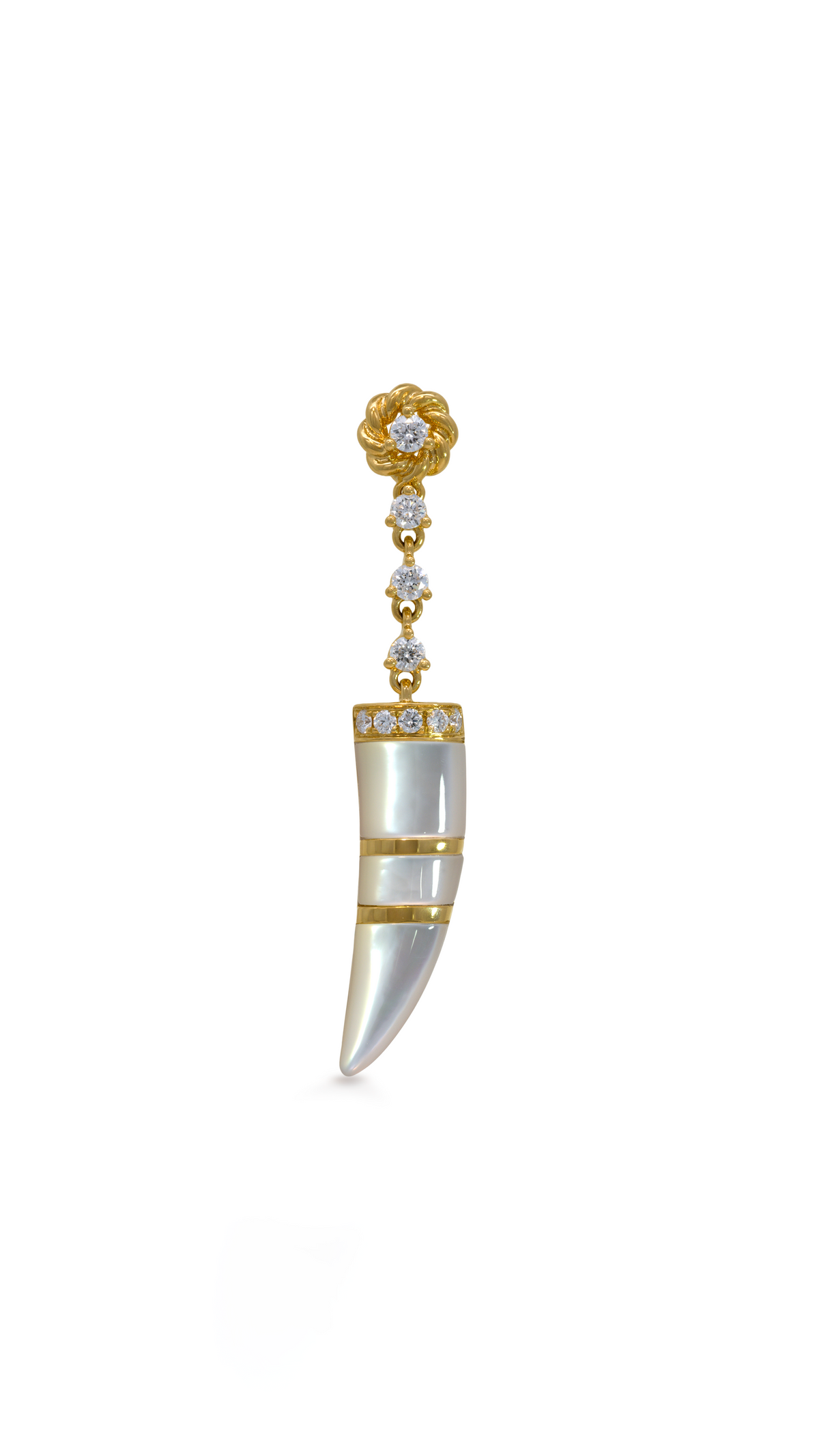 Arete Cuerno de Madreperla con Diamantes en Oro Amarillo - Izquierdo