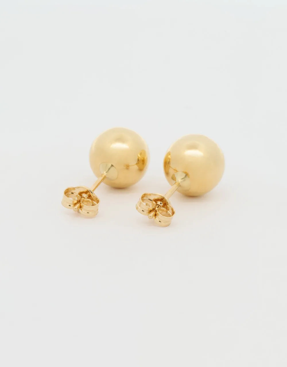 Topos esfericos en oro amarillo 18k 8mm