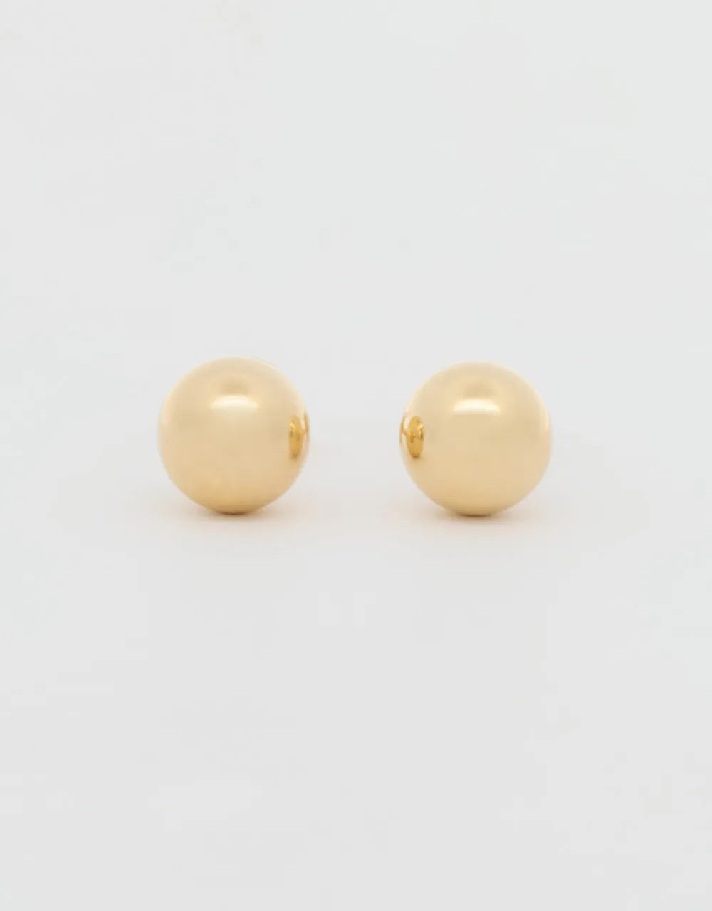 Topos esfericos en oro amarillo 18k 8mm