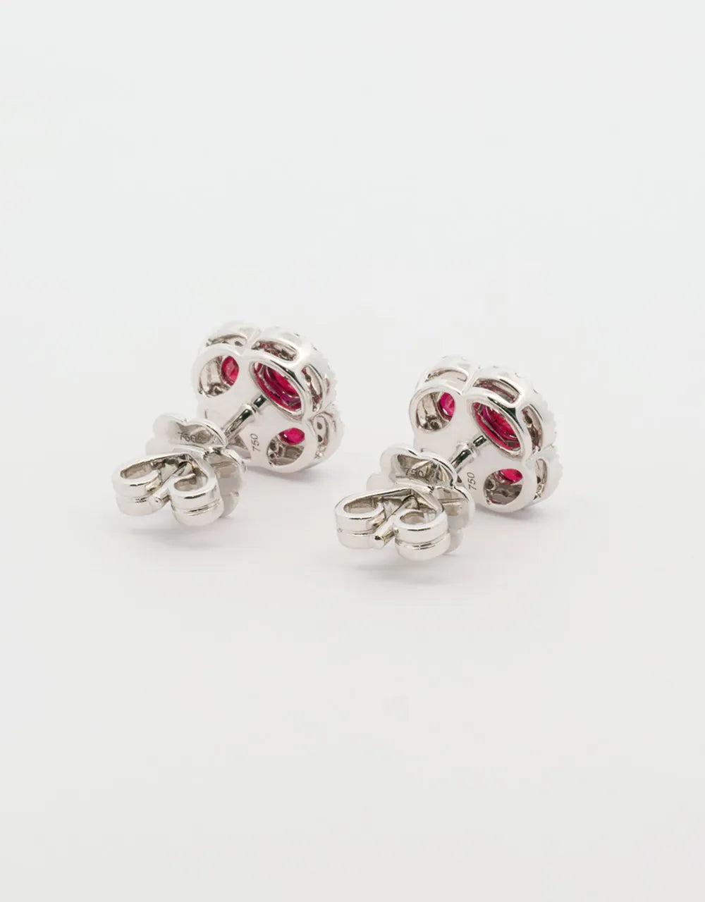 Topos trébol diamante rubí en oro blanco 18k