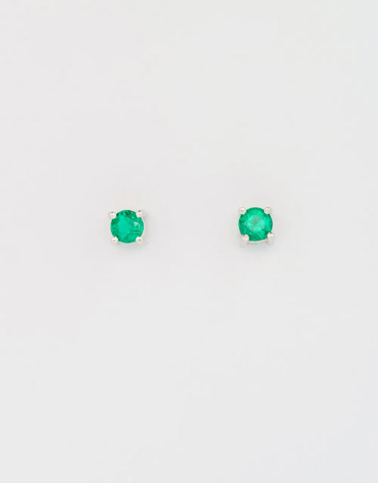 Topos de esmeralda 0.4 quilates en oro blanco 18k