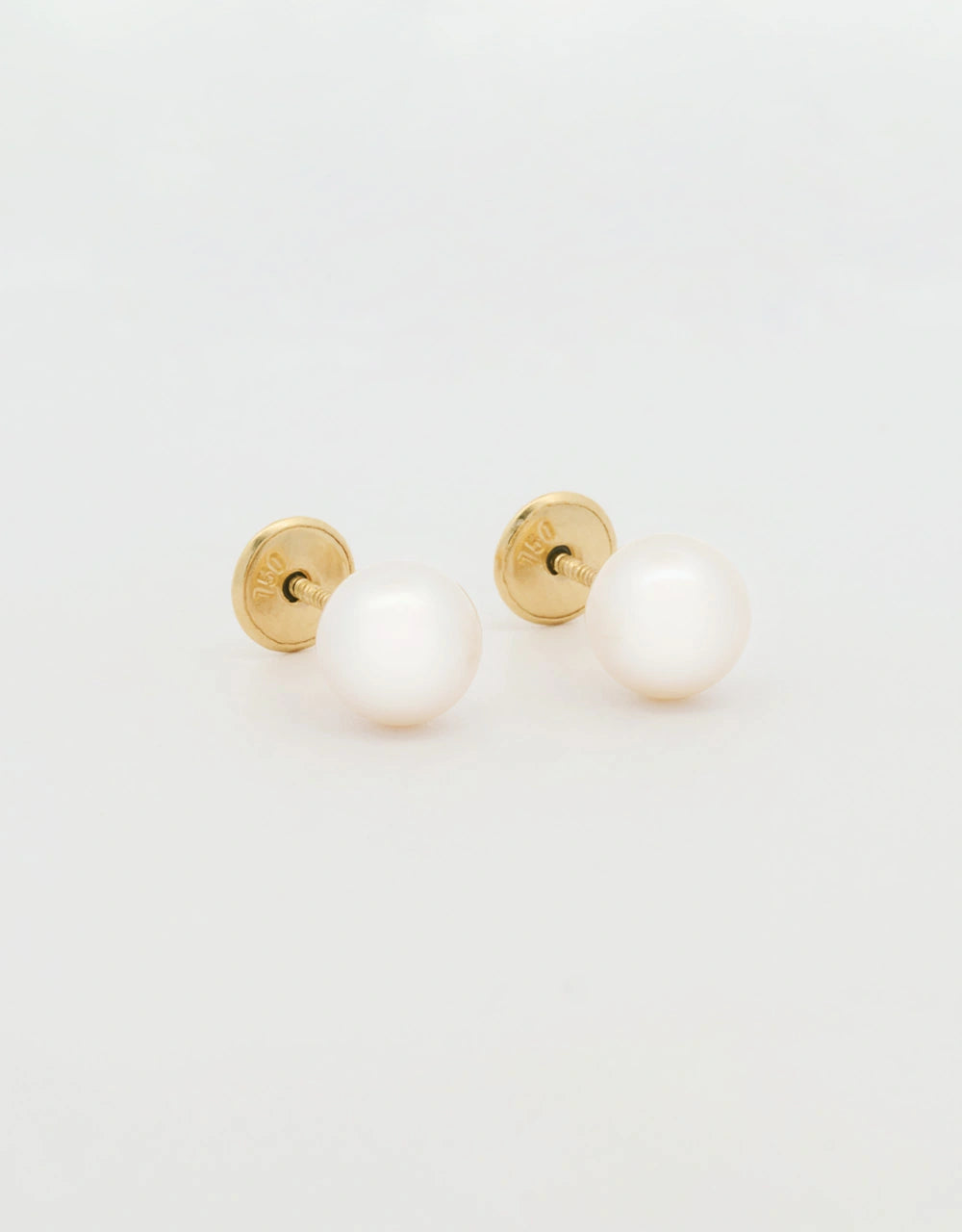 Topos de perla de 6mm en oro amarillo 18k