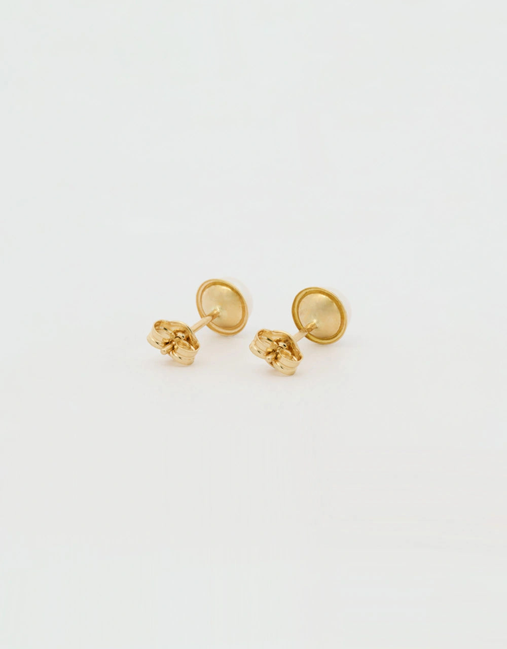 Topos de perla en oro amarillo 18k