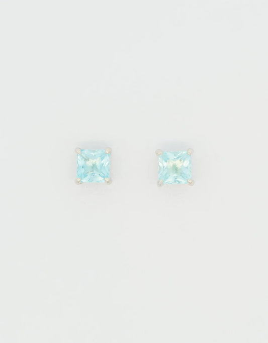 Topos de topacio cuadrados de 1.58 quilates en oro blanco 18k