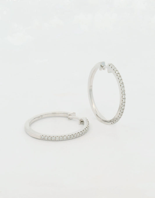 Candongas de diamantes en oro blanco 18k