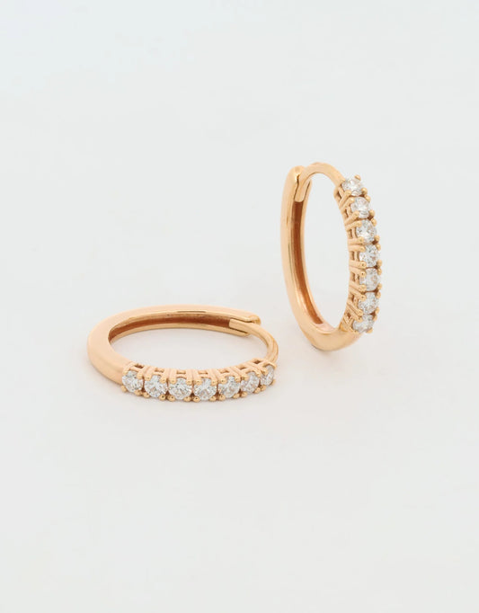Candongas mini ovaladas de diamantes en oro rojo 18k