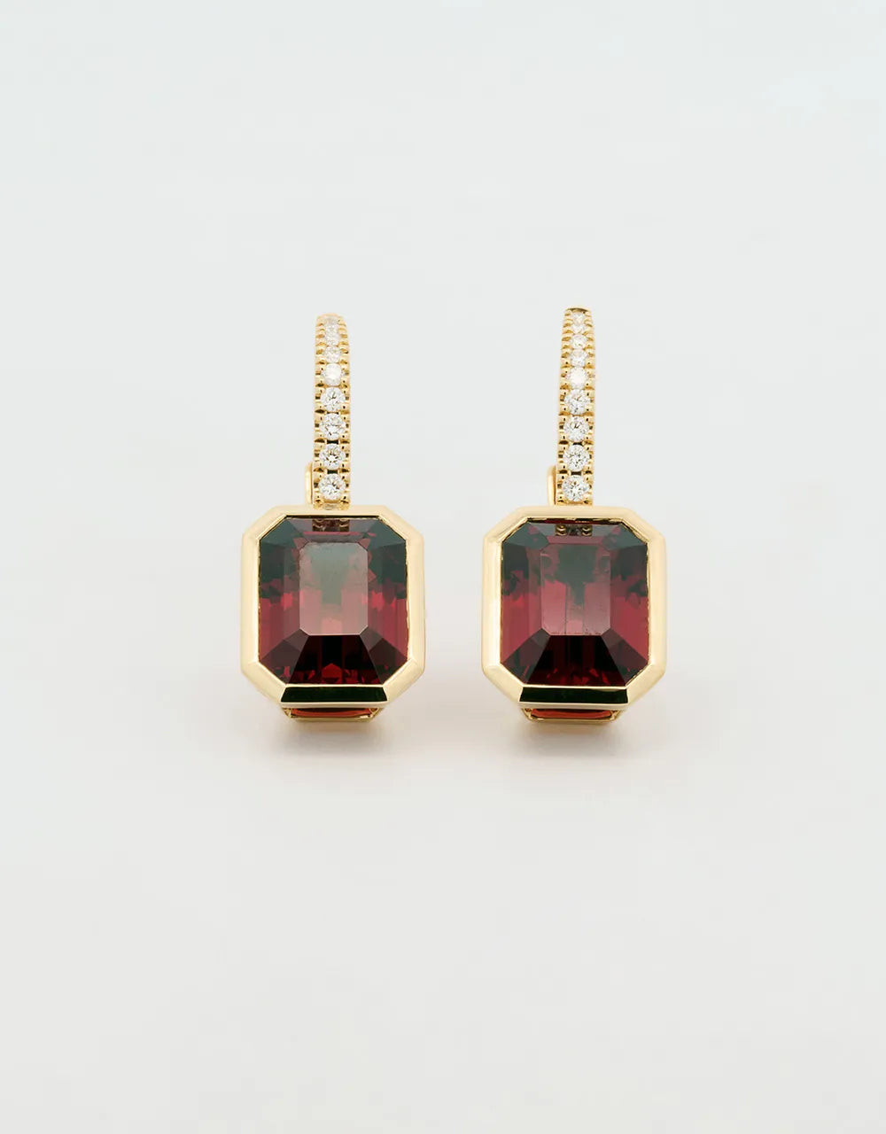 Aretes aretes de diamante garnet y diamantes en oro amarillo 18k