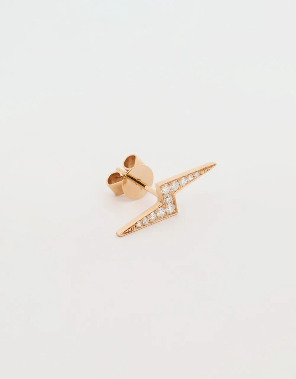 Arete individual de rayo con diamantes 0.17 quilates en oro amarillo 18k