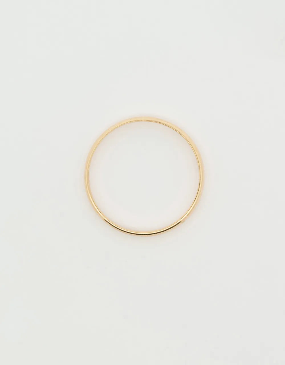 Argolla media caña de 2.2 mm en oro amarillo 18k