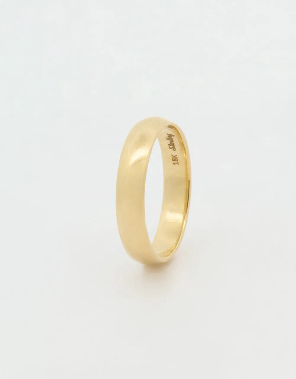 Argolla media caña de 4mm en oro amarillo 18k