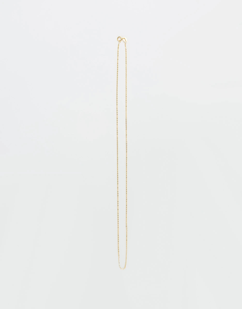 Cadena delgada de 42 cm en oro amarillo de 18k
