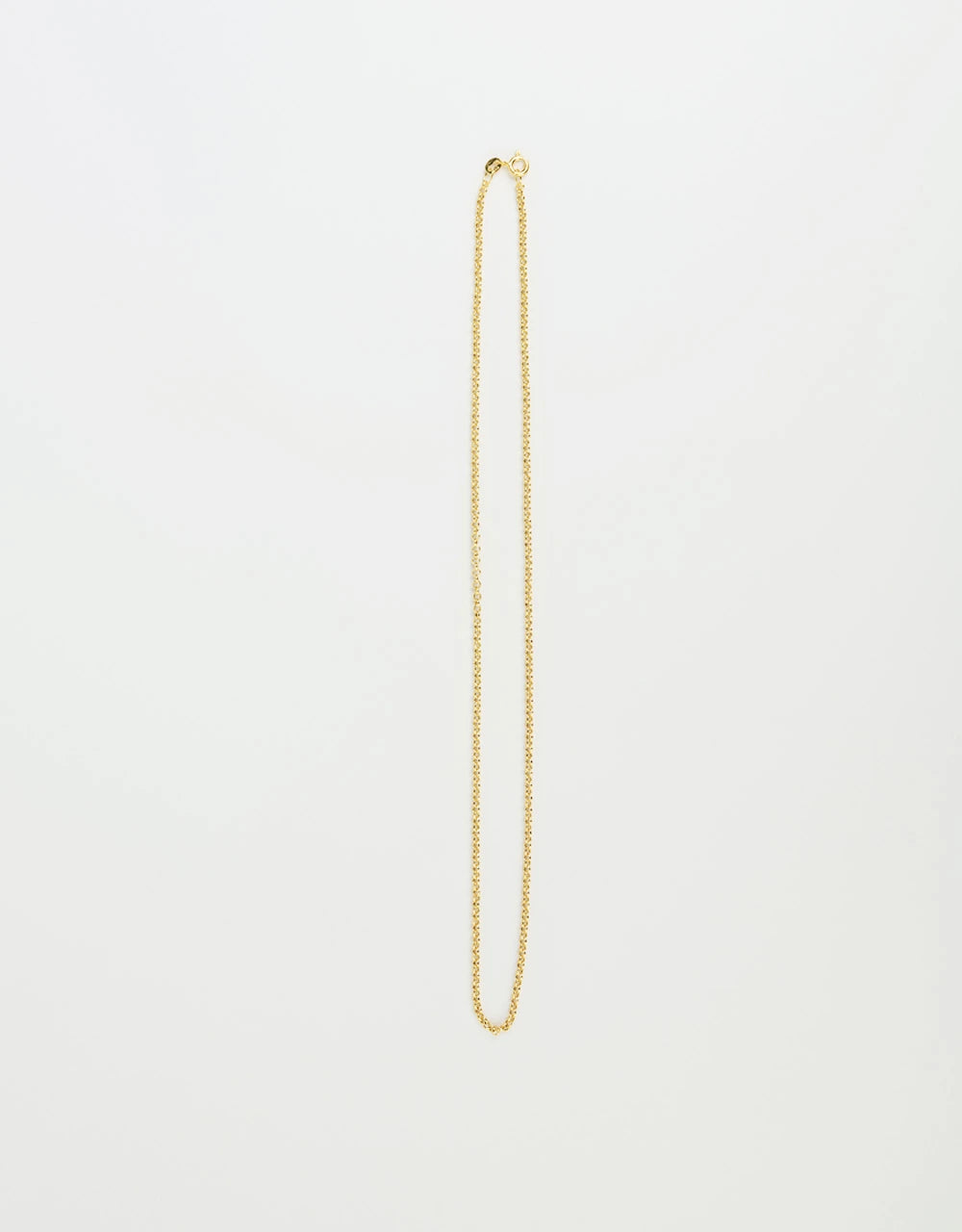 Cadena de argollas delgada de 42 cm en oro amarillo de 18k