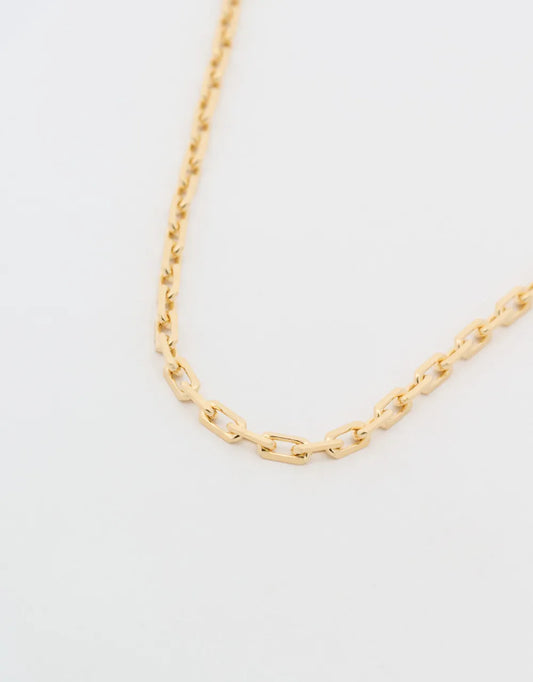 Cadena delgada de 42 cm en oro amarillo de 18k