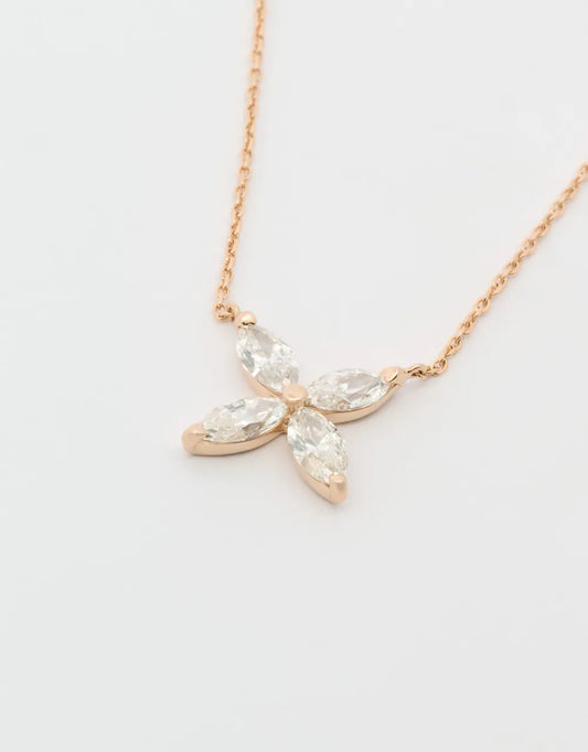 Gargantilla flor de diamantes en oro rojo de 18k