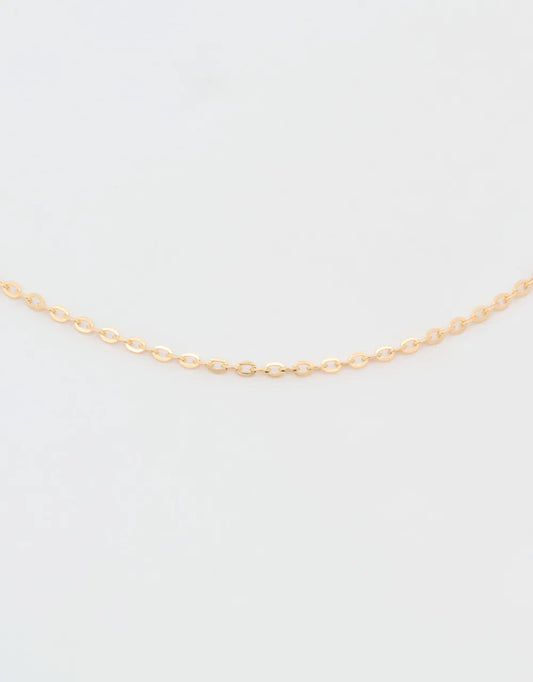 Cadena delgada de 42cm en oro amarillo de 18k
