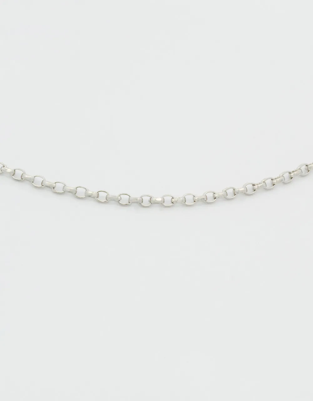 Cadena delgada de 45 cm en oro blanco de 18k