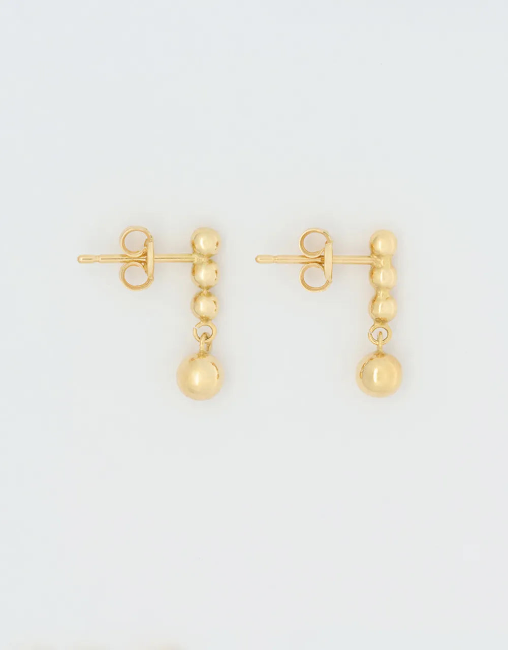 Aretes hilera de bolitas en oro amarillo 18k 14.5 mm