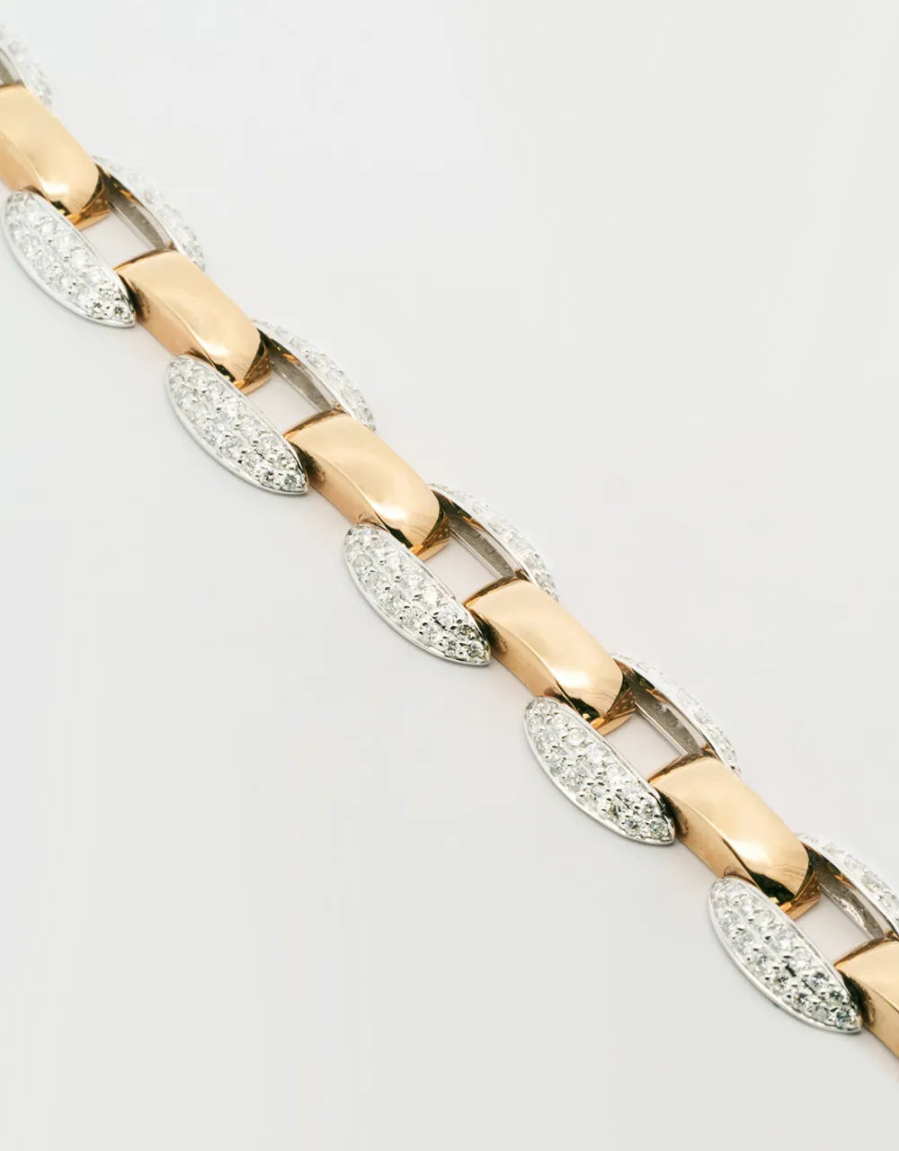 Pulsera de eslabones de diamantes en dos oros de 18k