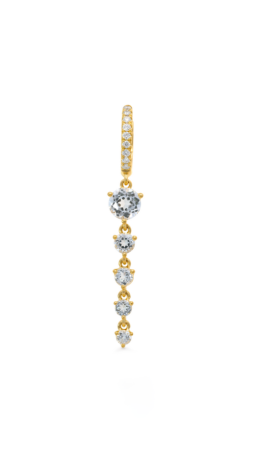 Arete de Diamantes y Topacios Blancos en Oro Amarillo