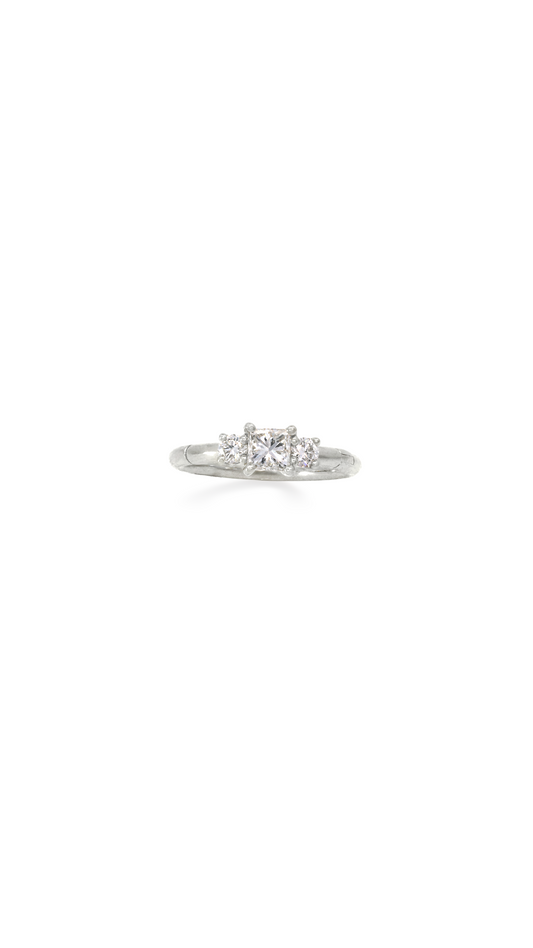 Candonga Mini Diamante Princess en Oro Blanco